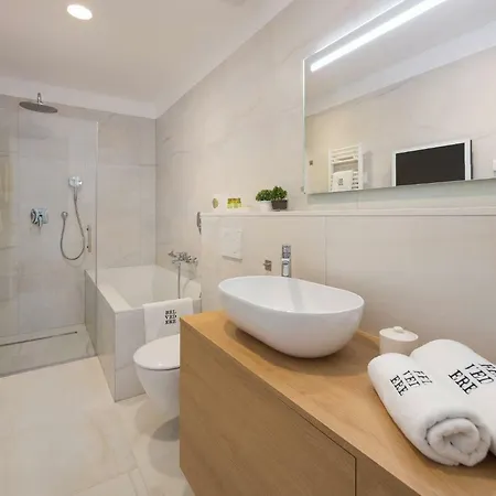 فندق مبيت وإفطار Belvedere Luxury - Breathtaking View