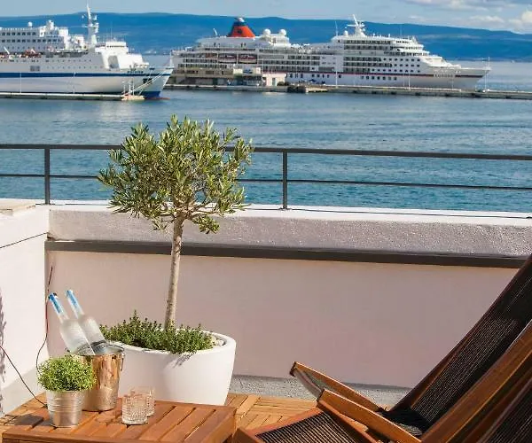 Bed and breakfast Belvedere Luxury - Breathtaking View Split