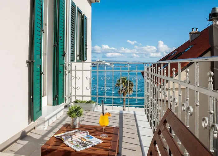 Belvedere Luxury - Breathtaking View Bed and breakfast Split